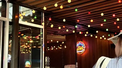 Dubai Dampa Seafood Restaurant - restaurant reservation service for popular dining spots in Dubai