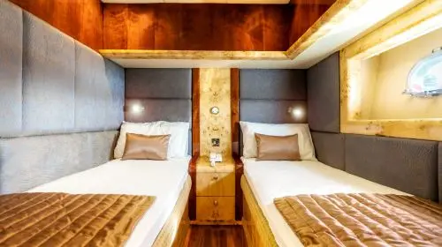 Luxury Yacht Experience in Dubai Transport Passes in Dubai - Photo 2