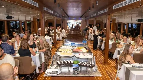 Dubai Marina: Luxury Dinner Cruise (Unlimited Alcohol Package) -Upper Deck Day Tours in Dubai - Photo 3