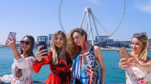 Dubai Luxury Shared Yacht Tour with Live BBQ Dinner / Breakfast Transport Passes Dubai Luxury Shared Yacht Tour with Live BBQ Dinner / Breakfast Transport Passes in Dubai - Photo 7