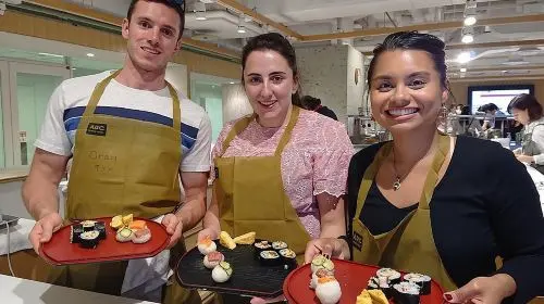 Tokyo Tsukiji Fish Market Tour and Sushi Making Lesson Day Tours in Tokyo - Photo 3