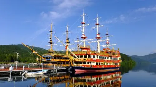 Hakone & Enoshima & Owakudani Day Trip | Includes Lake Ashi Pirate Ship & Hakone Ropeway Day Tours Hakone & Enoshima & Owakudani Day Trip | Includes Lake Ashi Pirate Ship & Hakone Ropeway Day Tours in Tokyo - Photo 7
