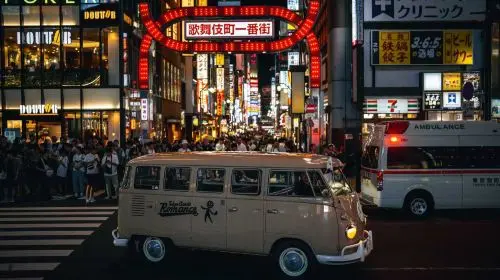 Tokyo Classic Romance | Classic Car - Volkswagen T1 Bus Tokyo Photo Guide Experience by Surreal Car Co. in Tokyo