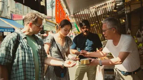 Tokyo Tsukiji Fish Market Food Walking Tour with 5 Tastings Day Tours in Tokyo - Photo 7