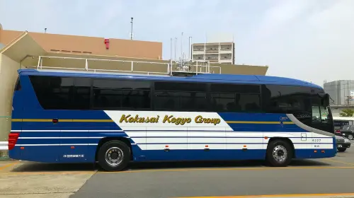 Direct bus from Metropolitan Hotel at Ikebukuro Station West Exit in Tokyo to Gotemba Premium Outlets Transport Passes in Tokyo