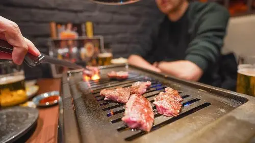 Tokyo Omakase Sushi & A5 Wagyu Premium Foodie Tour in Shinjuku Day Tours in Tokyo