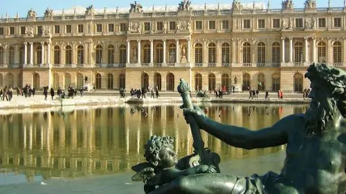Palace of Versailles: Trianon Estate Access + Bike Tour Day Tours in Paris - Photo 9