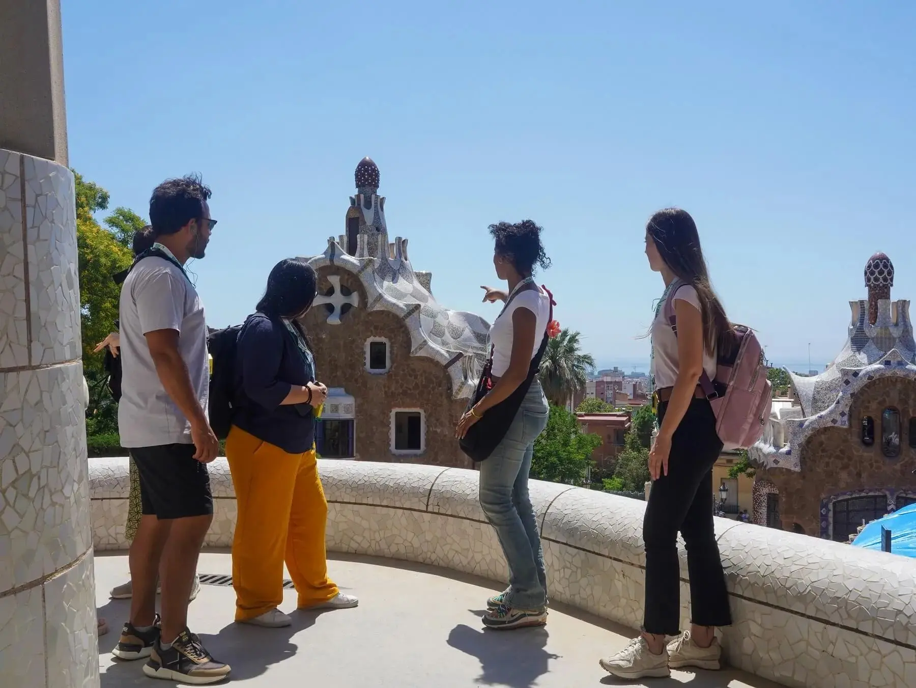 Park Guell Guided Tour with Skip the line Entry Park Guell Guided Tour with Skip the line Entry in Barcelona - Photo 3