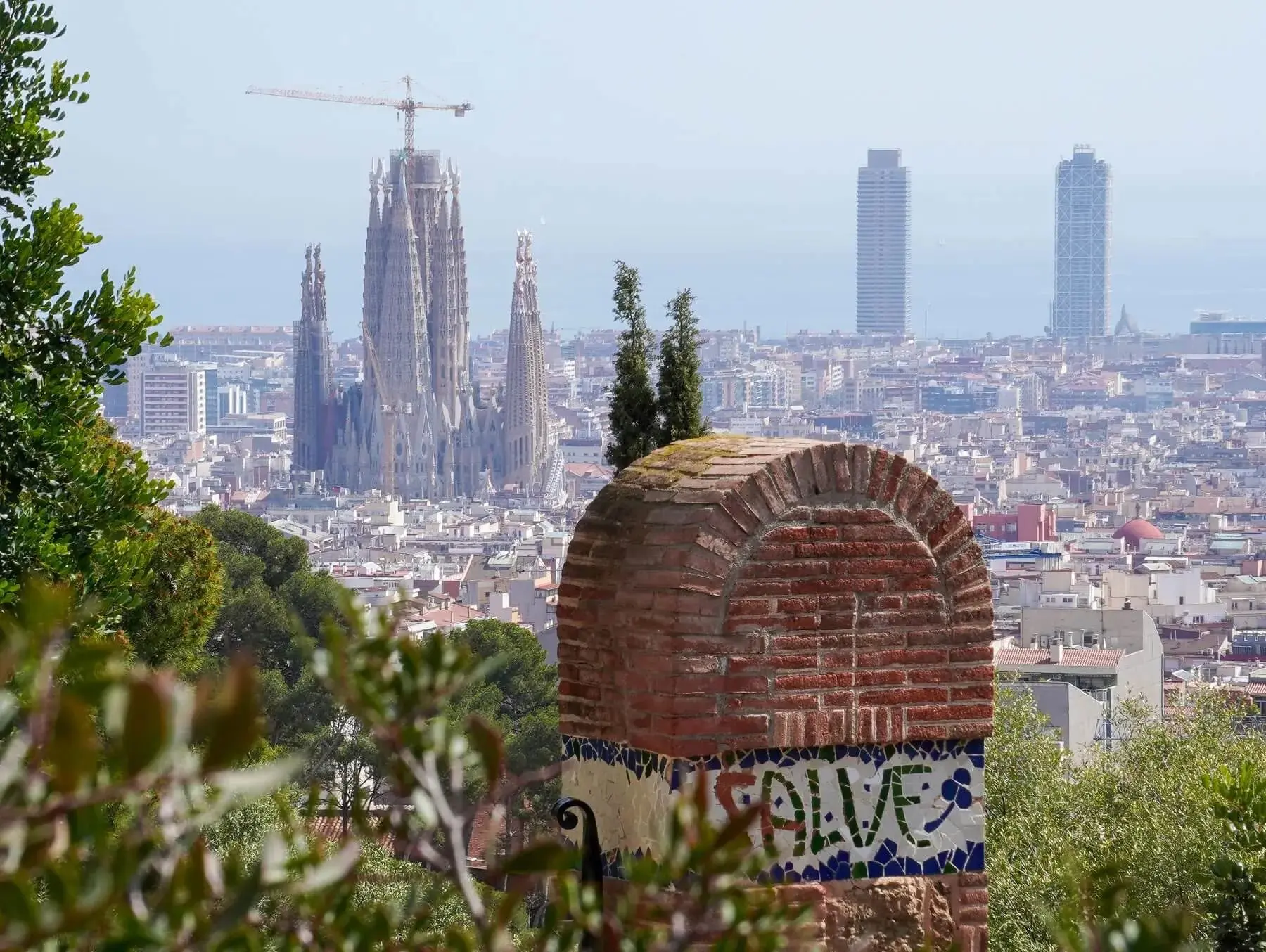 Park Guell Guided Tour with Skip the line Entry in Barcelona