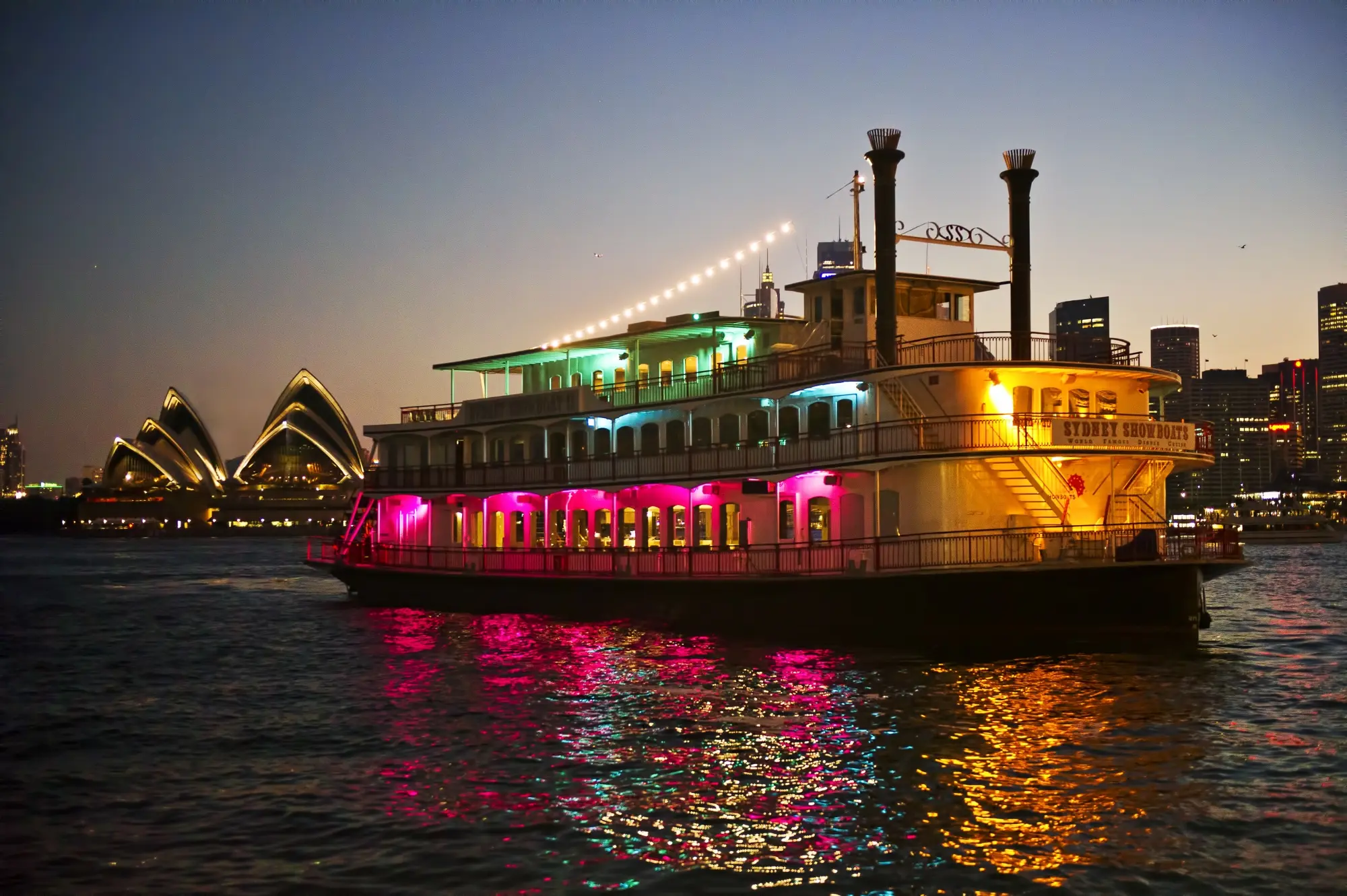 Sydney Cabaret Cruise with 3 Course Dinner - 3 Hours in Sydney