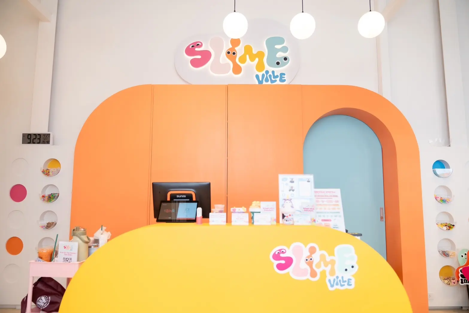 SLIMEVILLE SUKHUMVIT49 in Bangkok