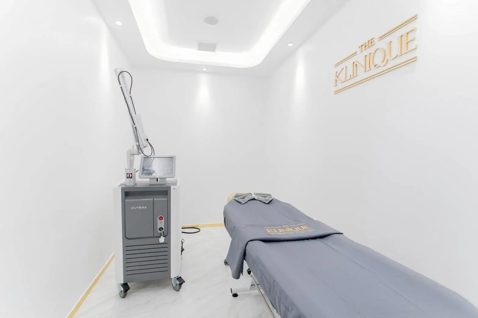 Facial Program by The klinique in Bangkok