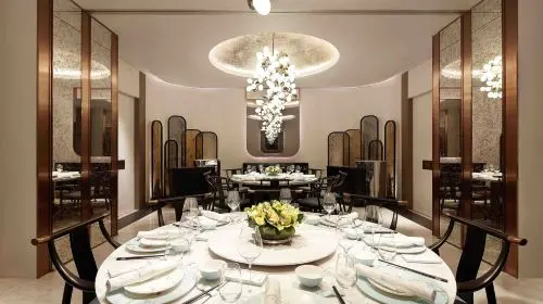 [10% off] Yì by Jereme Leung Restaurant Dining Voucher - Raffles Hotel Singapore in Singapore
