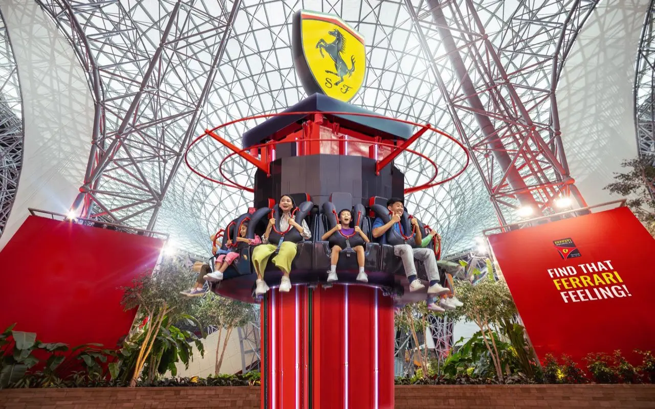 Ferrari World Abu Dhabi Theme Park Ticket Ferrari World Abu Dhabi Theme Park Ticket in Abu Dhabi - Photo 3
