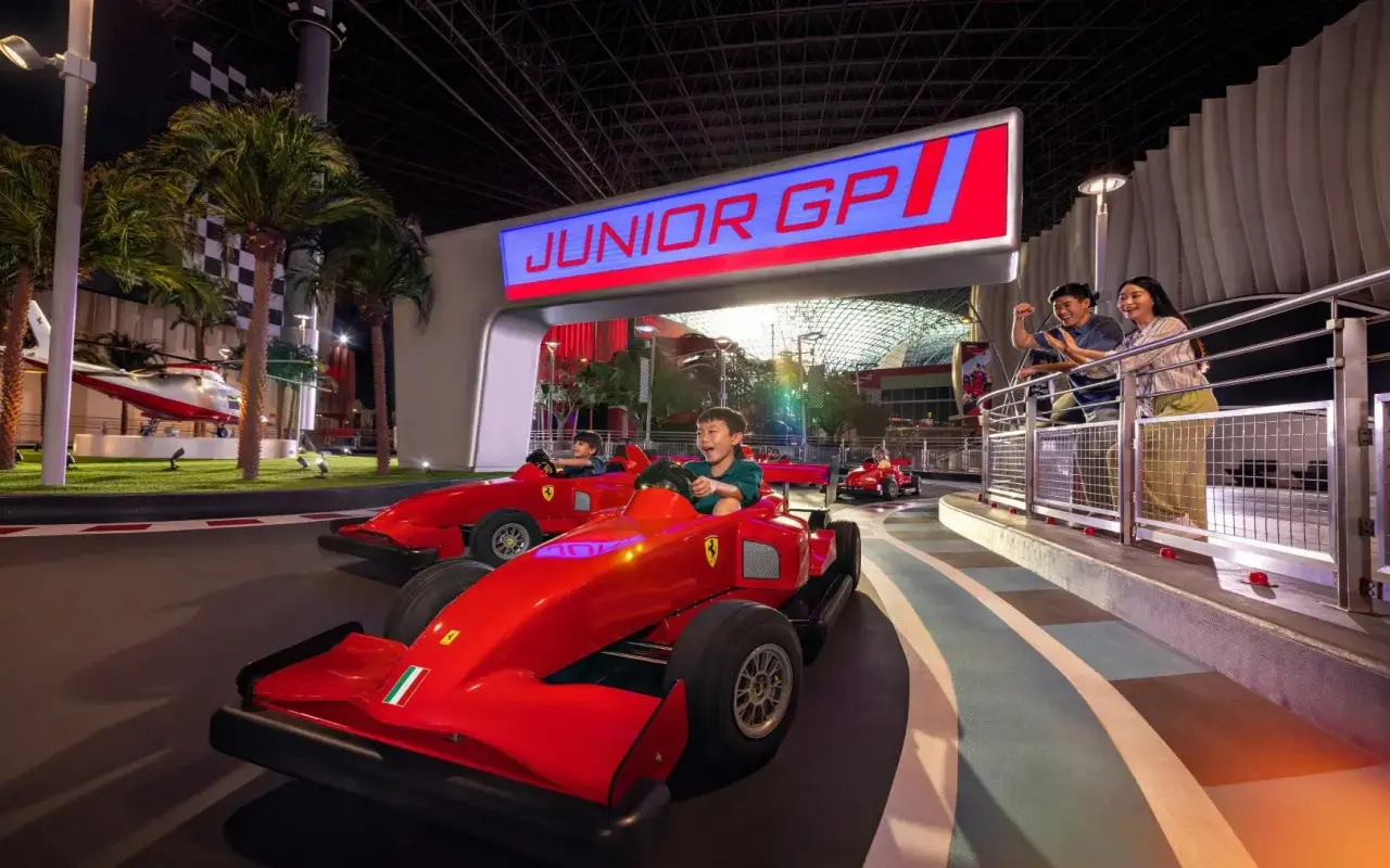 Ferrari World Abu Dhabi Theme Park Ticket Ferrari World Abu Dhabi Theme Park Ticket in Abu Dhabi - Photo 7