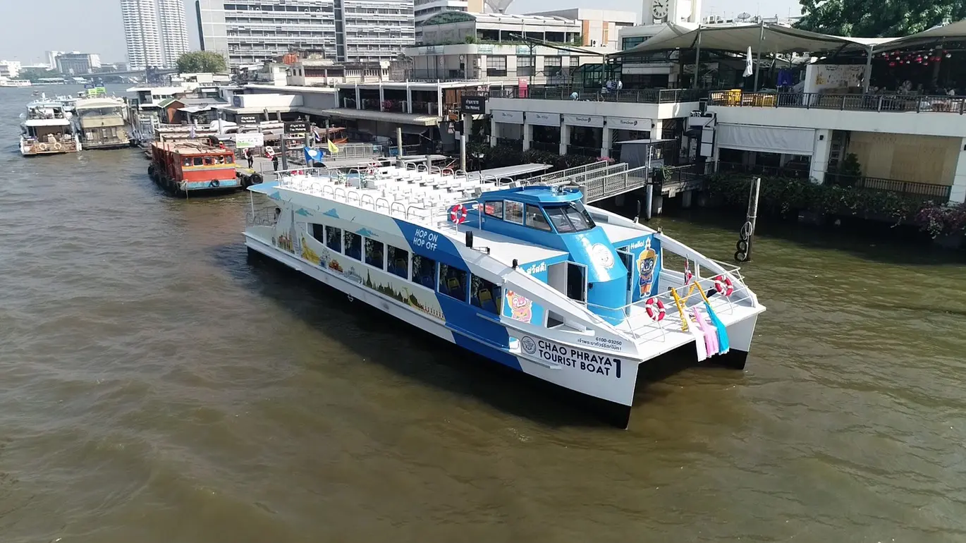 Chao Phraya Tourist Boat Bangkok Hop-On-Hop-Off Sightseeing Boat Chao Phraya Tourist Boat Bangkok Hop-On-Hop-Off Sightseeing Boat in Bangkok - Photo 2