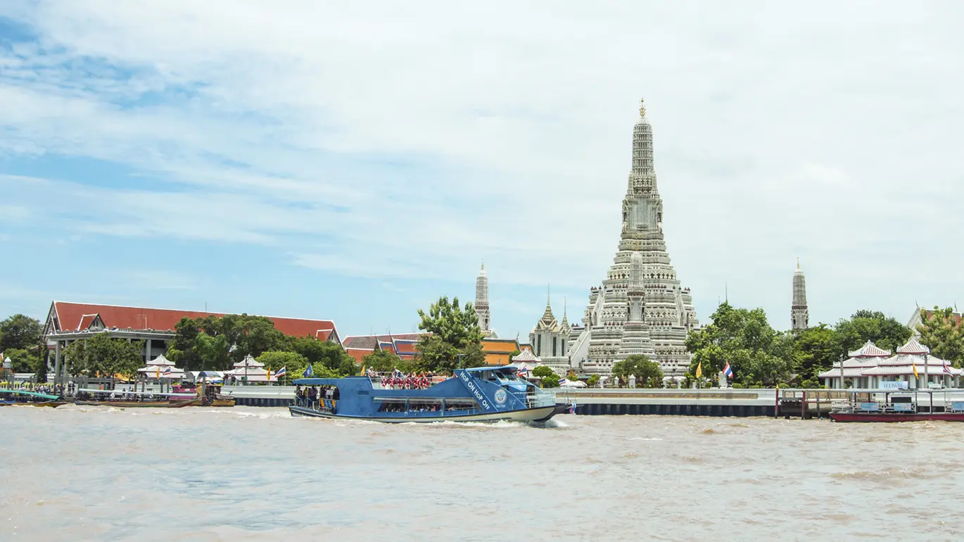Chao Phraya Tourist Boat Bangkok Hop-On-Hop-Off Sightseeing Boat Chao Phraya Tourist Boat Bangkok Hop-On-Hop-Off Sightseeing Boat in Bangkok - Photo 4