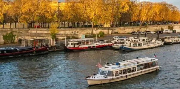 Dinner Cruise on the Seine in Paris - Photo 2