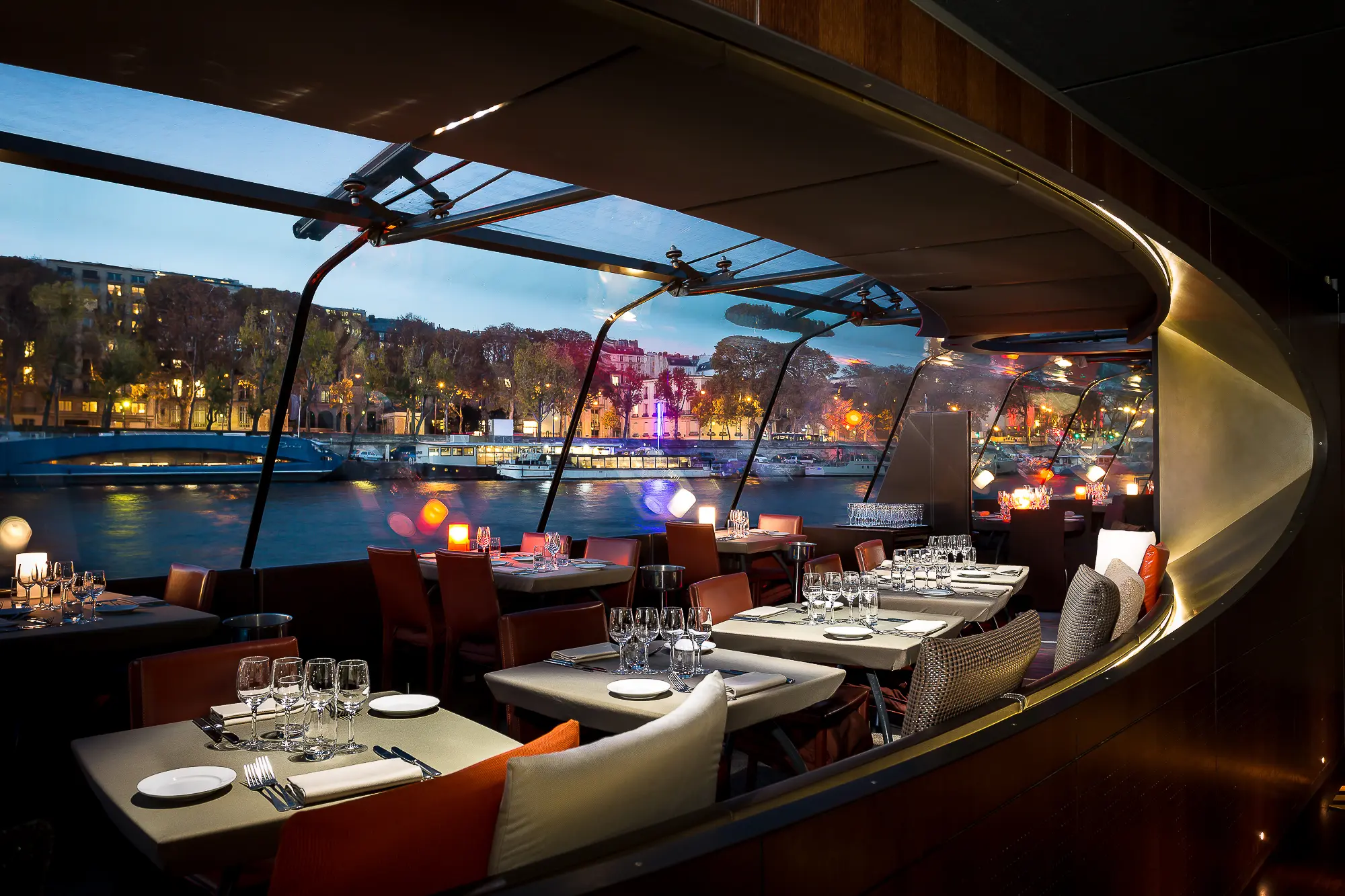Dinner Cruise on the Seine in Paris