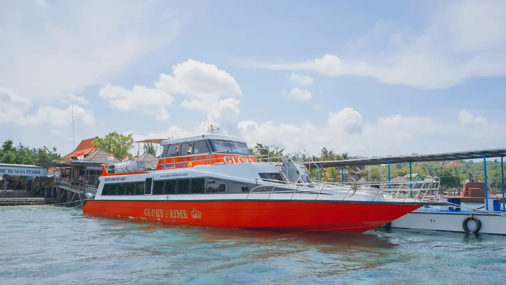 Nusa Lembongan Fast Boat by Glory (International) Nusa Lembongan Fast Boat by Glory (International) in Bali - Photo 3