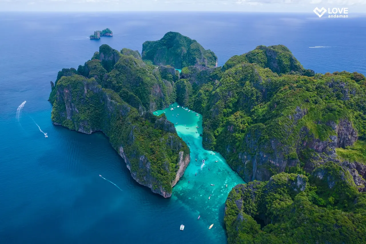 Day Trip Phi Phi and Bamboo - INCLUDE SHARE TRANSFER in Phuket - Photo 2