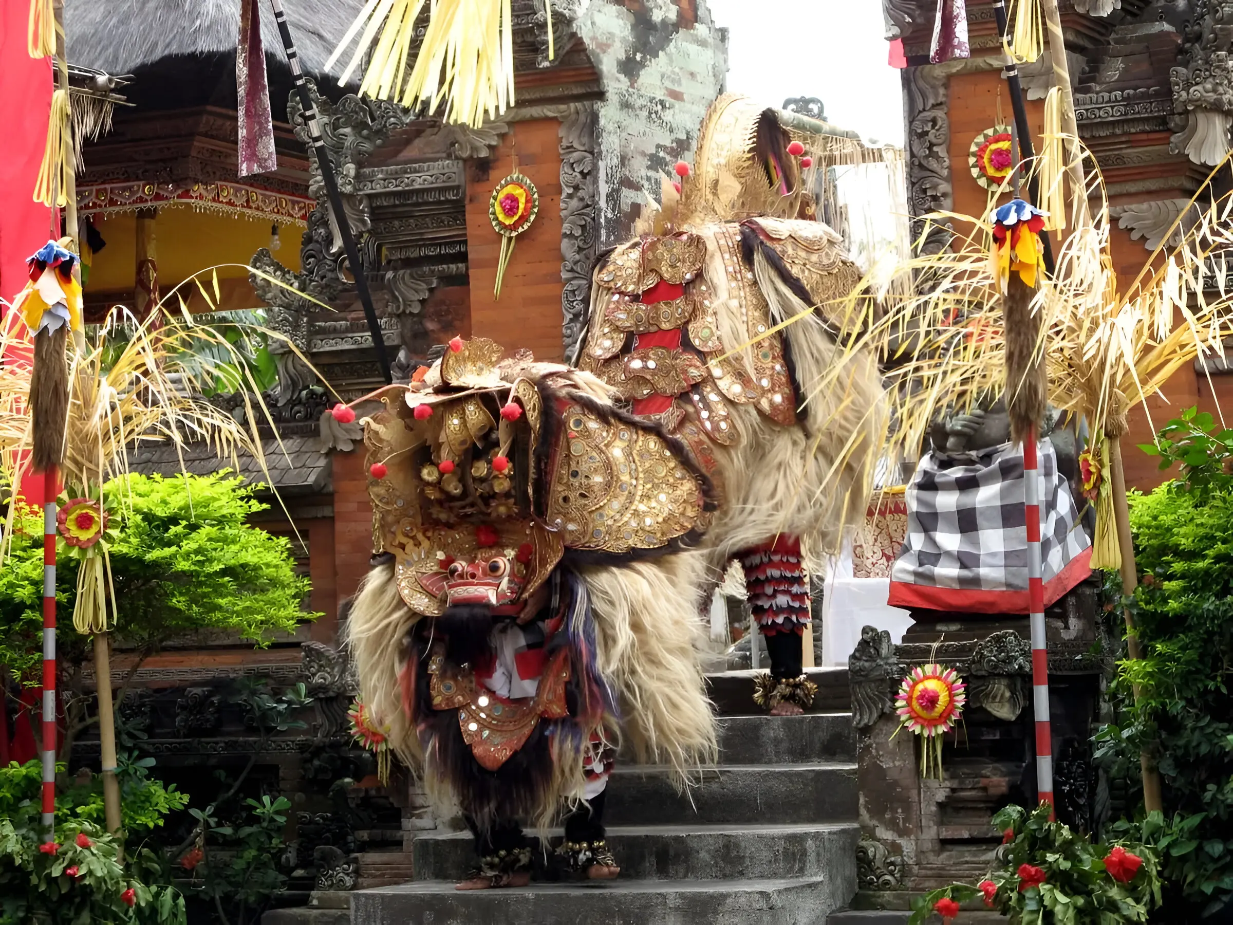 Uluwatu Kecak & Fire Dance Show in Bali - Photo 4