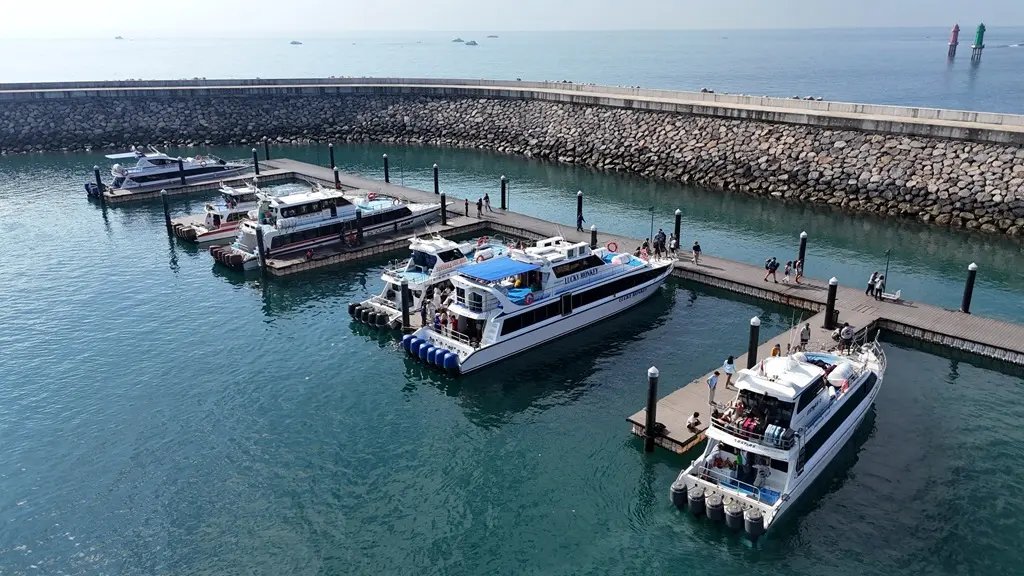 Nusa Penida Fast Boat by Maruti (Domestic) Nusa Penida Fast Boat by Maruti (Domestic) in Bali - Photo 10
