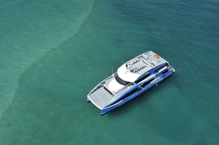 Whitehaven Beach Big Island Day Tour in Sydney