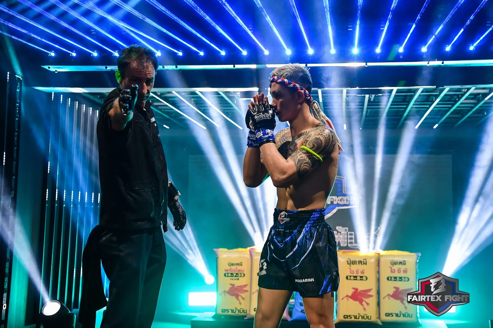MuayThai Match at Lumpinee Boxing Stadium in Bangkok - Photo 3