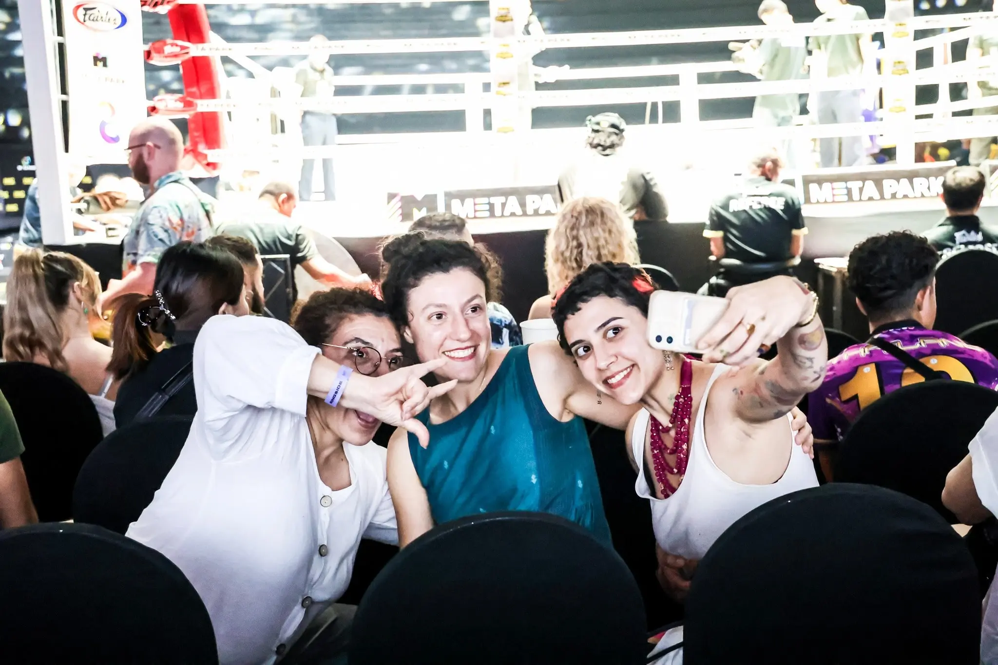 MuayThai Match at Lumpinee Boxing Stadium in Bangkok - Photo 9
