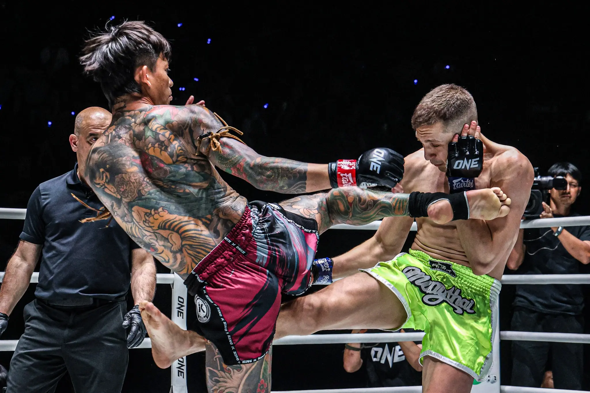 One Lumpinee Muay Thai One Championship Friday Night One Lumpinee Muay Thai One Championship Friday Night in Bangkok - Photo 5