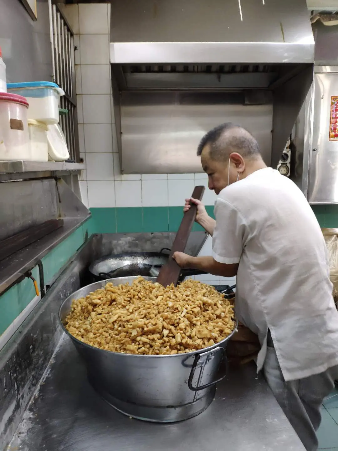 Singapore Food Tours – Chinatown Complex Hawker Center in Singapore - Photo 6