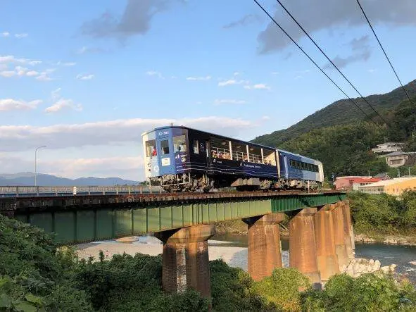 JR Shikoku in Tokyo - Photo 3