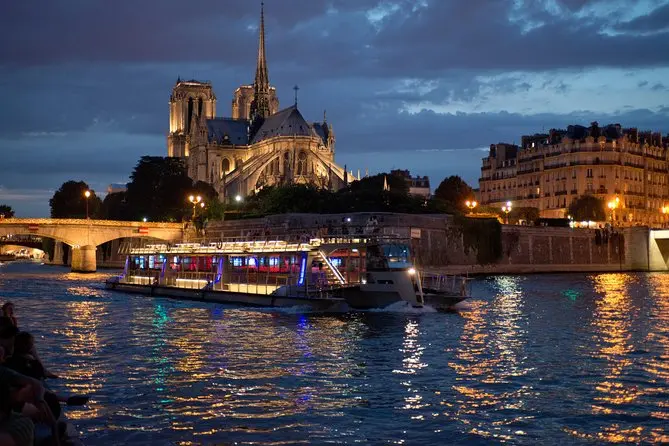 Seine River Cruise & Moulin Rouge Show with Champagne and Return Transfers in Paris - Photo 2