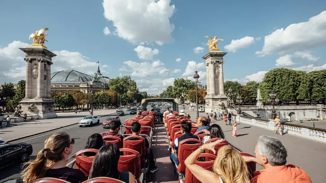 Big Bus Paris: Hop-on Hop-off Tour + Seine River Cruise in Paris - Photo 2