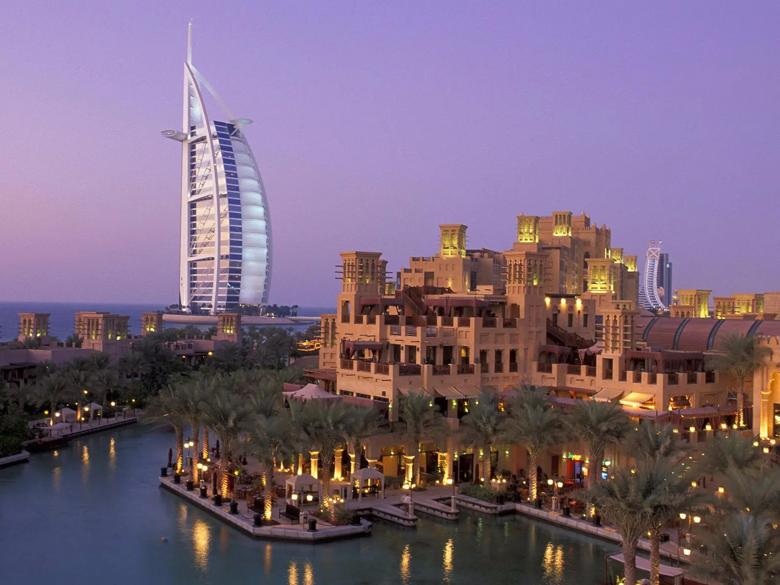 Dubai Panoramic Sightseeing Night Tour in Dubai