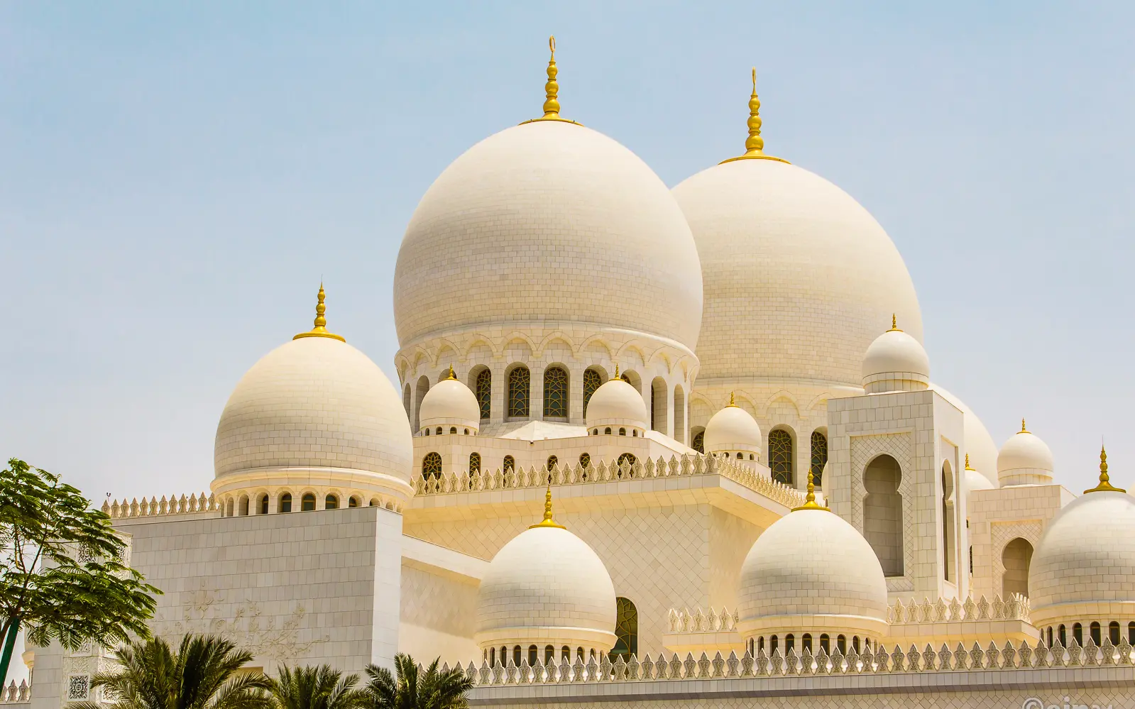 Sheikh Zayed Grand Mosque Tour in Dubai