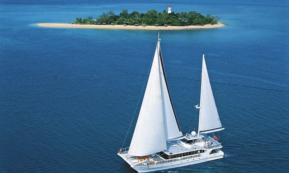 Wavedancer Low Isles Cruise from Port Douglas Marina in Sydney - Photo 4