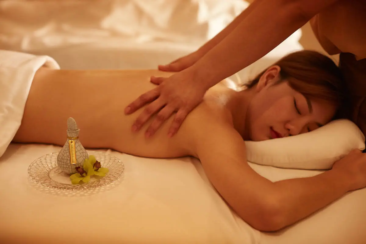 Diora Luxe Lumpini Spa in Bangkok - Photo 2
