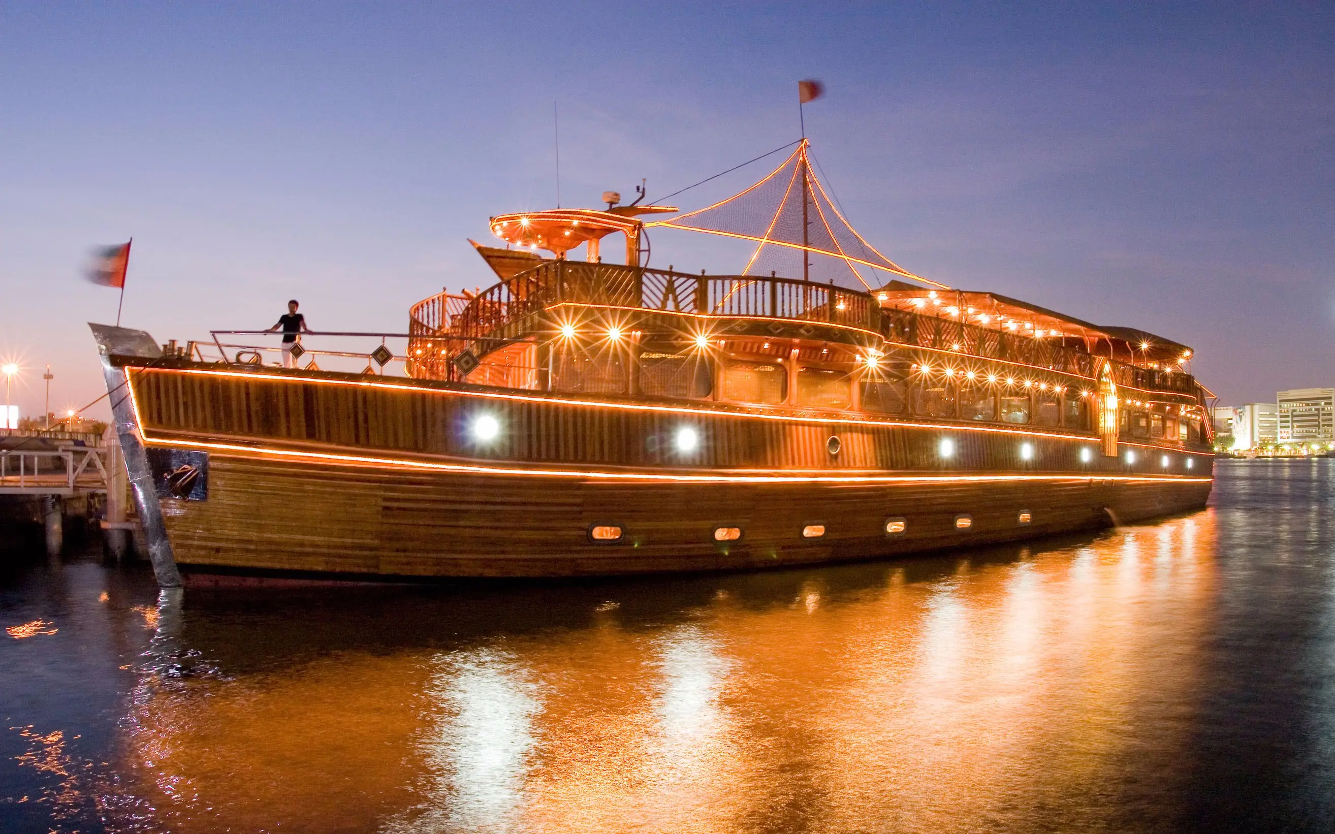 Rustar Premium Dhow Dinner Cruise with Optional Alcohol in Dubai