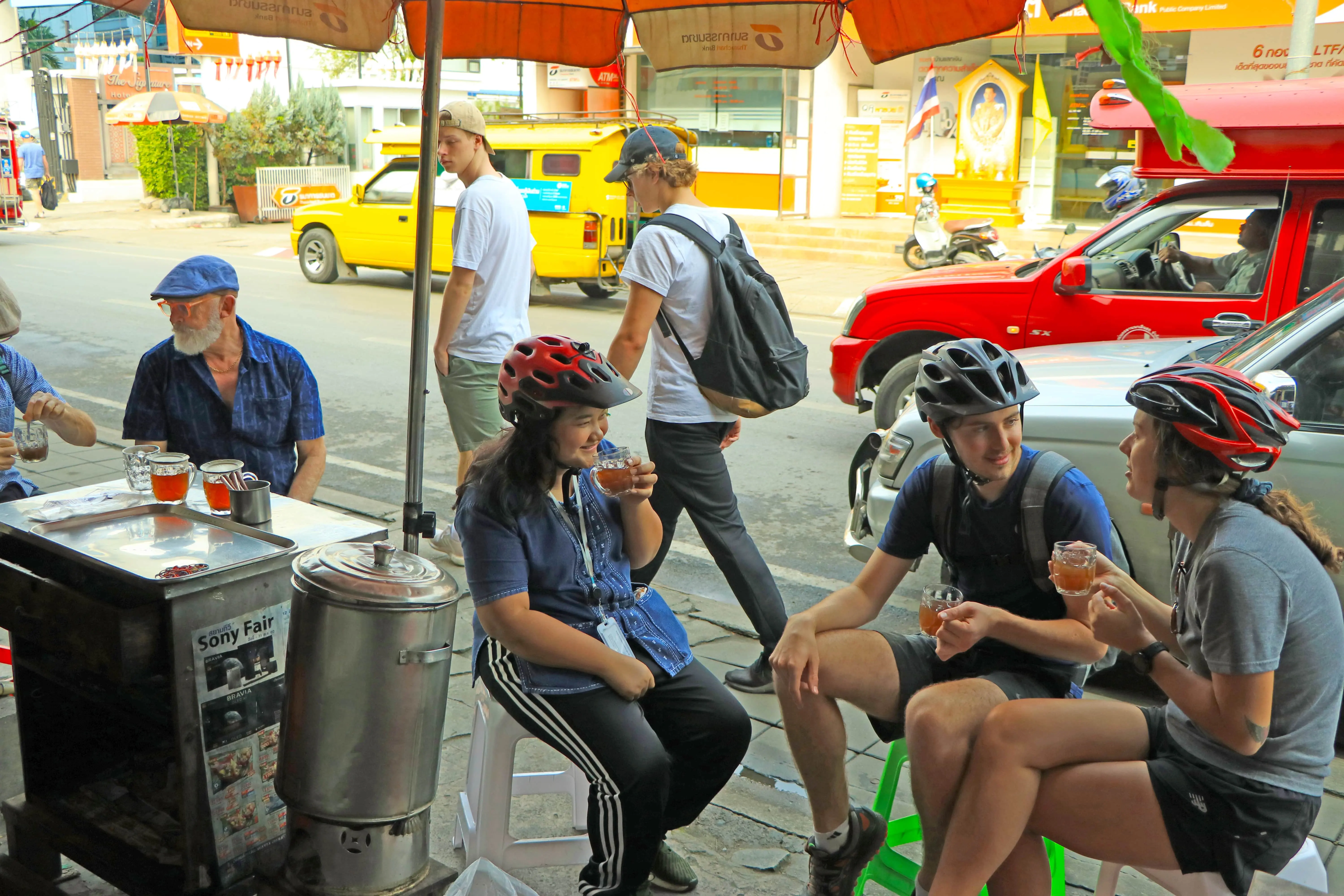 Half Day Chiang Mai City Cycling Tour - Lifecycling - Non -Thai Resident Half Day Chiang Mai City Cycling Tour - Lifecycling - Non -Thai Resident in Chiang Mai - Photo 2