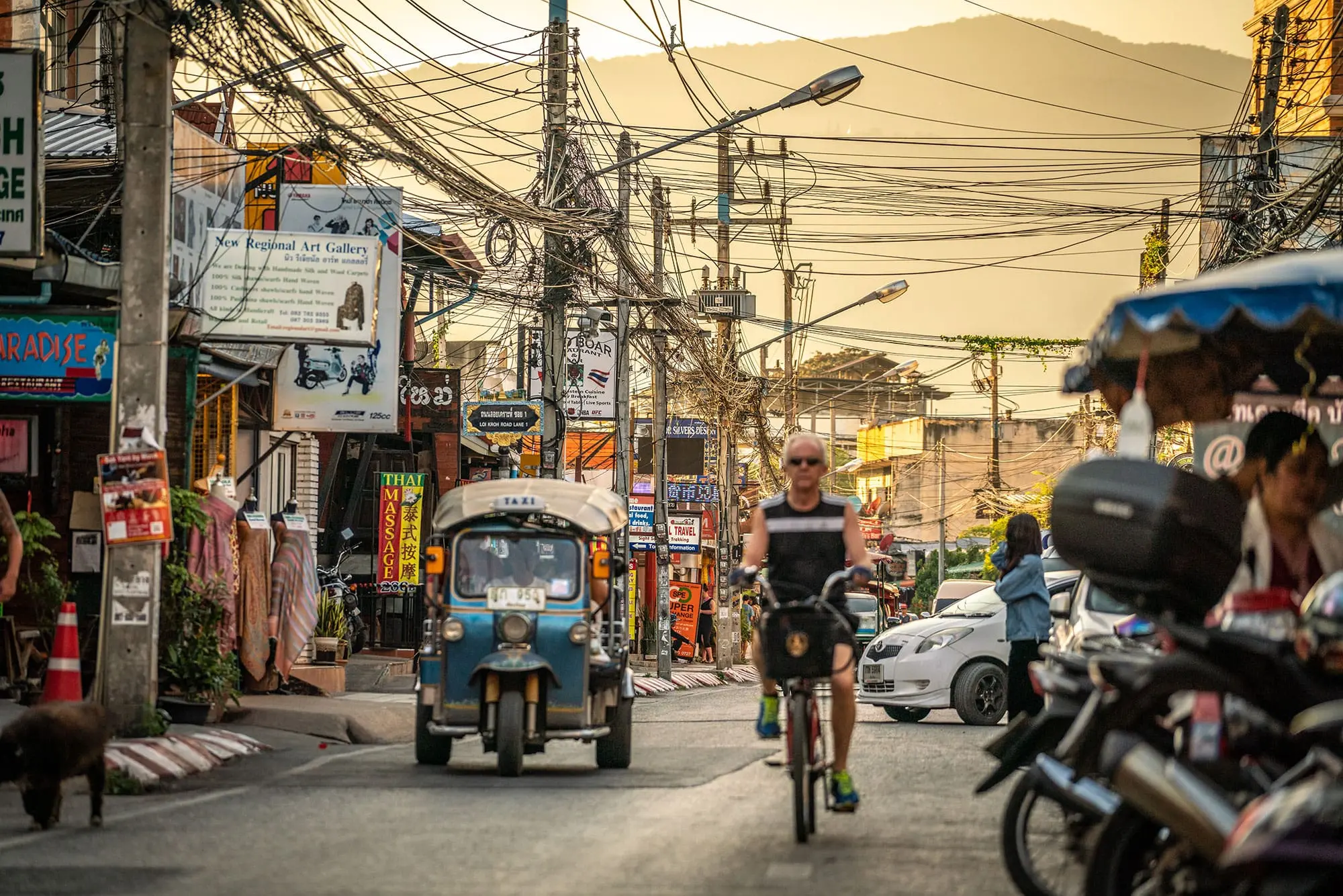 Twilight Chiang Mai City Cycling Tour in Chiang Mai - Photo 5