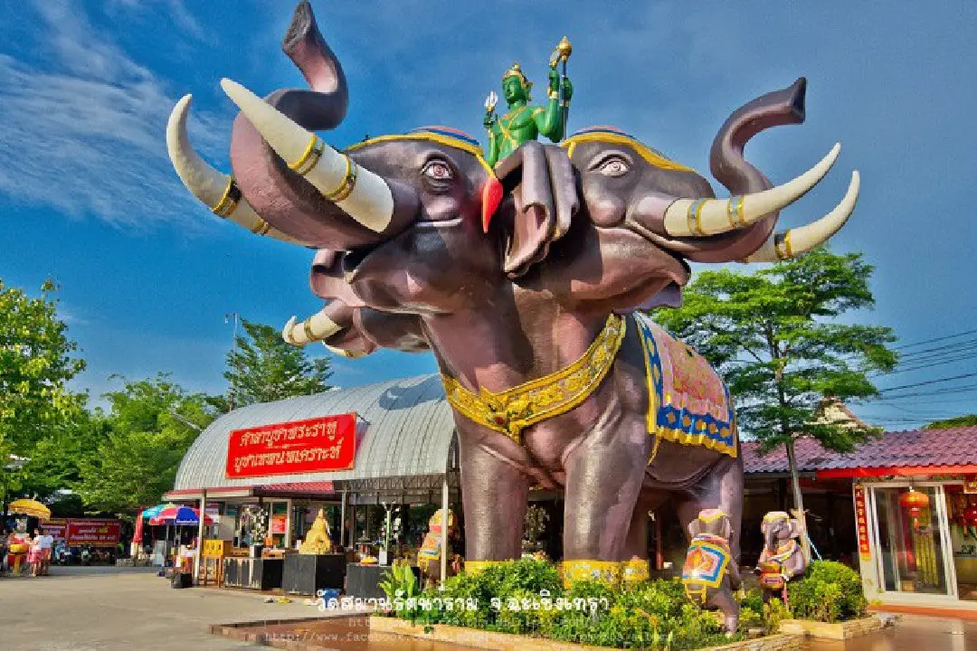 Bangkok Must-See Temples Day Tour in Bangkok - Photo 4
