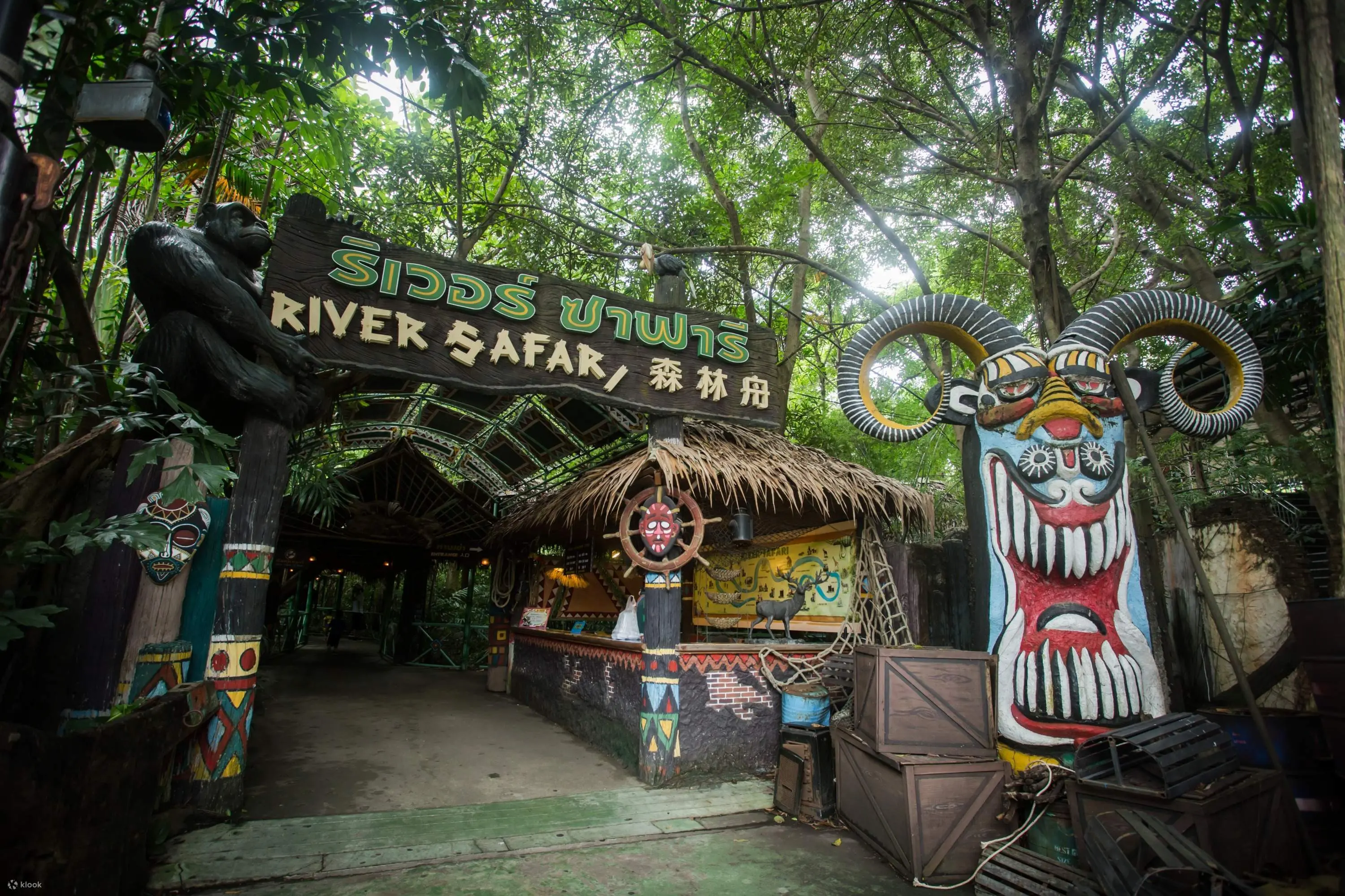 Safari World Bangkok Thai Resident in Bangkok