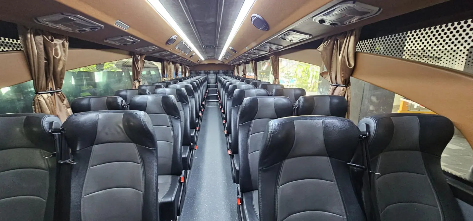 SEAT IN COACH in Singapore