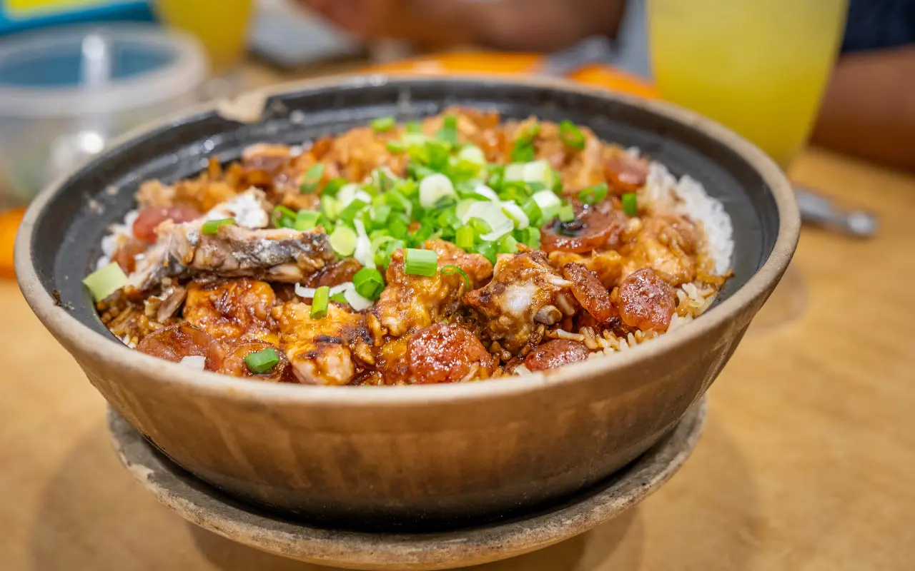 Kuala Lumpur: Urban Charm Evening Food Tour with with 6 Delicious Bites in Kuala Lumpur