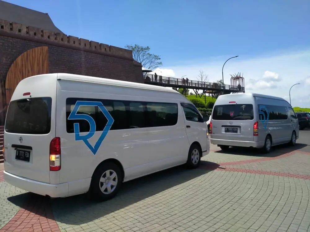 Rent Full Day (Jakarta to Central Java Area) Rent Full Day (Jakarta to Central Java Area) in Jakarta - Photo 6