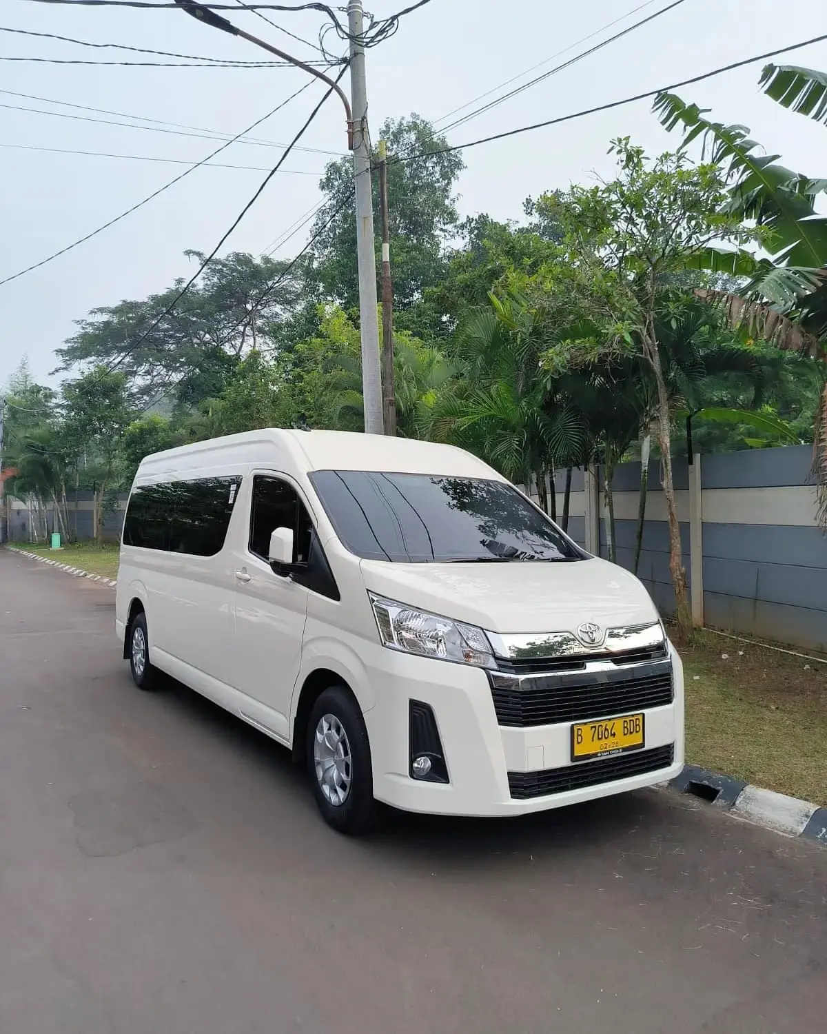 Rent Full Day (Jakarta to Central Java Area) Rent Full Day (Jakarta to Central Java Area) in Jakarta - Photo 10