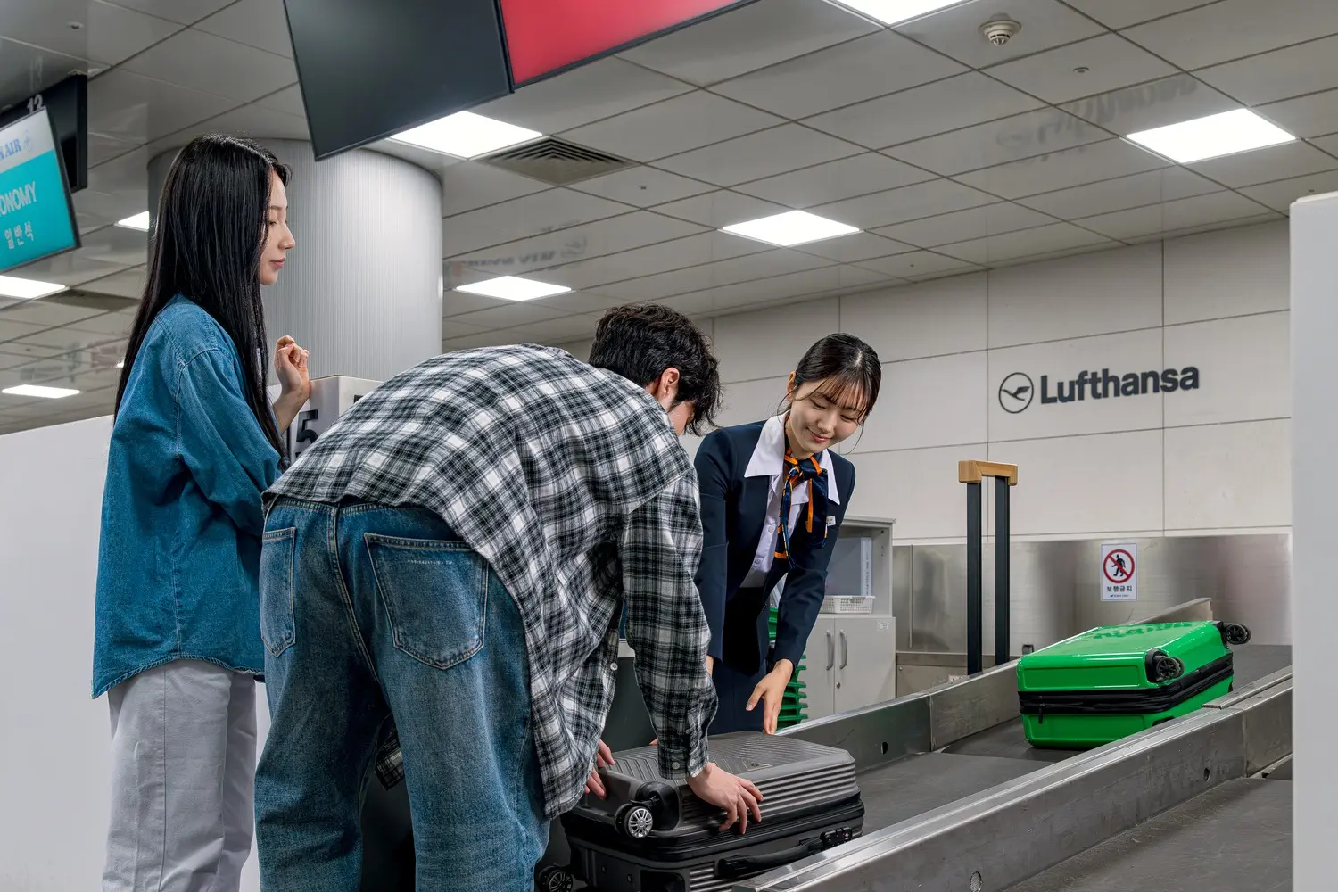 AREX Incheon Airport-Seoul Express Train Ticket in Seoul - Photo 10