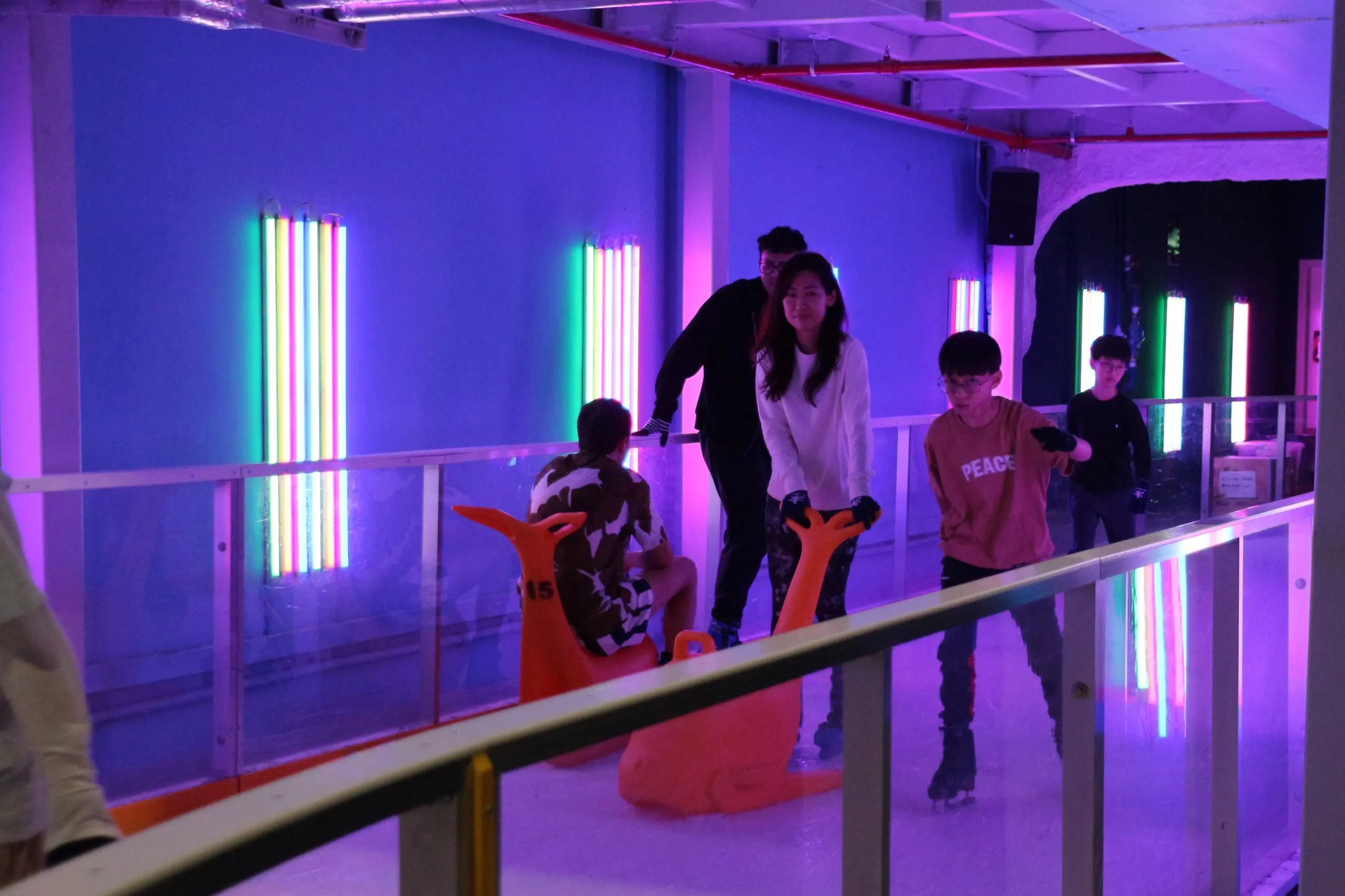 Blue Ice Snow Park @ Pavilion Bukit Jalil Blue Ice Snow Park @ Pavilion Bukit Jalil in Kuala Lumpur - Photo 3
